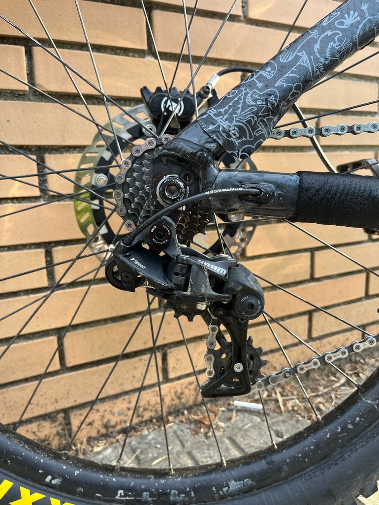 Used Giant Glory SRAM GX DH 2019 Mountainbike — image 3 of 11