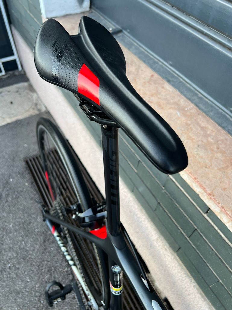Used Giant TCR Advanced 2 2019 2019 Road & Gravel, Black — image 11 of 16