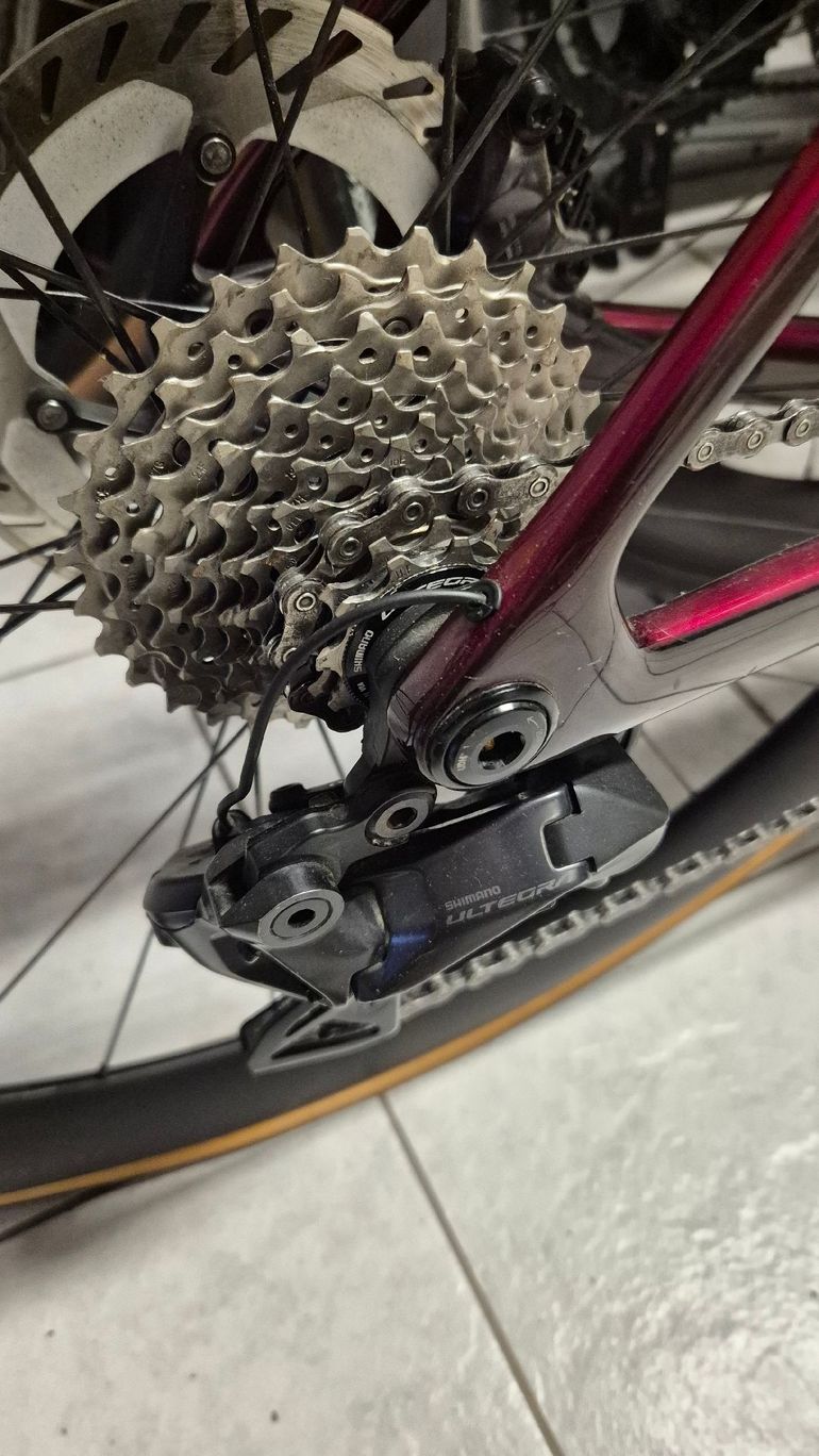 Used Trek Madone SLR 7 Gen 8 2025 2025 Road & Gravel, Red — image 10 of 11