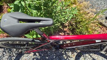 Used Trek Madone SLR 7 Gen 8 2025 2025 Road & Gravel — image 5 of 6