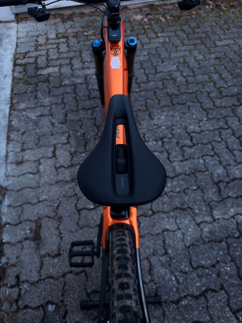 Used Trek Rail 9 2021 2021 Mountainbike, Orange — image 14 of 24