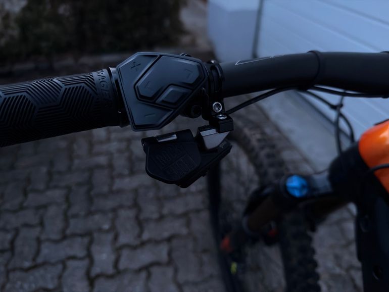 Used Trek Rail 9 2021 2021 Mountainbike, Arancione — image 23 of 24