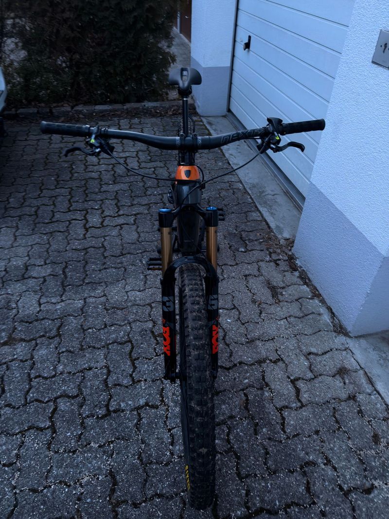 Used Trek Rail 9 2021 2021 Mountainbike, Orange — image 9 of 24