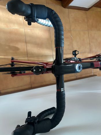Used Focus IZALCO MAX DISC 8.8 2021 2021 Road & Gravel, Rot — image 6 of 6