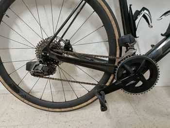 Used Coluer Invicta SRAM Rival eTap AXS 2023 Road & Gravel — image 3 of 5