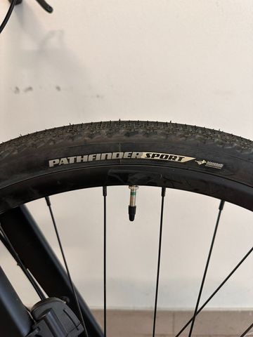 Specialized Sirrus Microshift Advent 2021 Road & Gravel d'occasion — image 3 sur 5