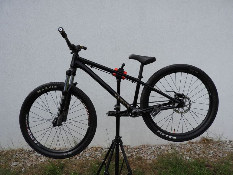 Used Canyon Stitched 360 2022 2022 Mountainbike — image 1 of 11