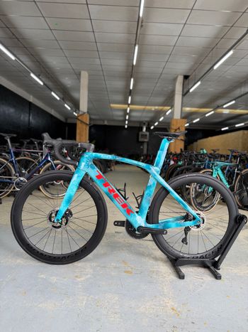 Used Trek Madone SLR Di2 Carbon 2023 Road & Gravel — image 20 of 28