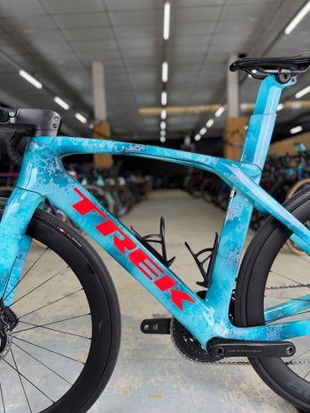 Used Trek Madone SLR Di2 Carbon 2023 Road & Gravel — image 28 of 28