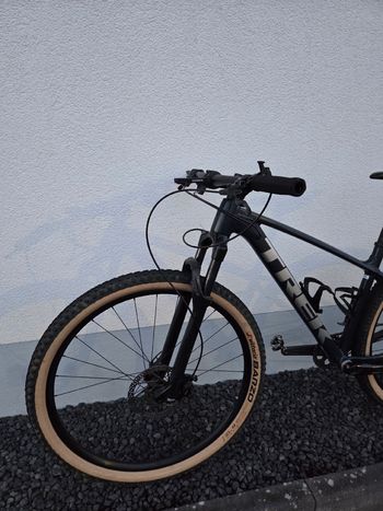 Used Trek X-Caliber 9 2021 2021 Mountainbike, Azul — image 5 of 6