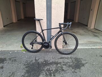 Giant Tcr Shimano 105 Di2 2025 Road & Gravel usato