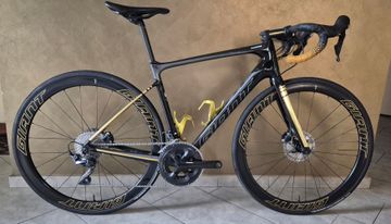 Giant Defy, Advanced 1 2021 2021 Road & Gravel d'occasion — image 1 sur 11