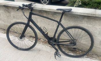 Used Trek FX Sport 6 2022 2022 Urban — image 2 of 5