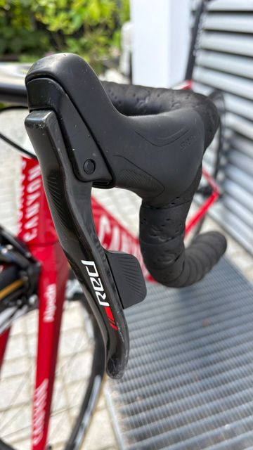 Gebrauchtes Canyon Aeroad SRAM Red eTap AXS 2018 Road & Gravel, Rot — Bild 17 von 22