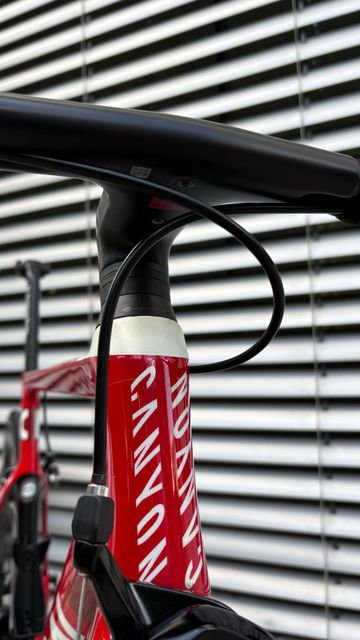 Gebrauchtes Canyon Aeroad SRAM Red eTap AXS 2018 Road & Gravel, Rot — Bild 15 von 22