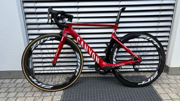 Gebrauchtes Canyon Aeroad SRAM Red eTap AXS 2018 Road & Gravel, Rot — Bild 2 von 22