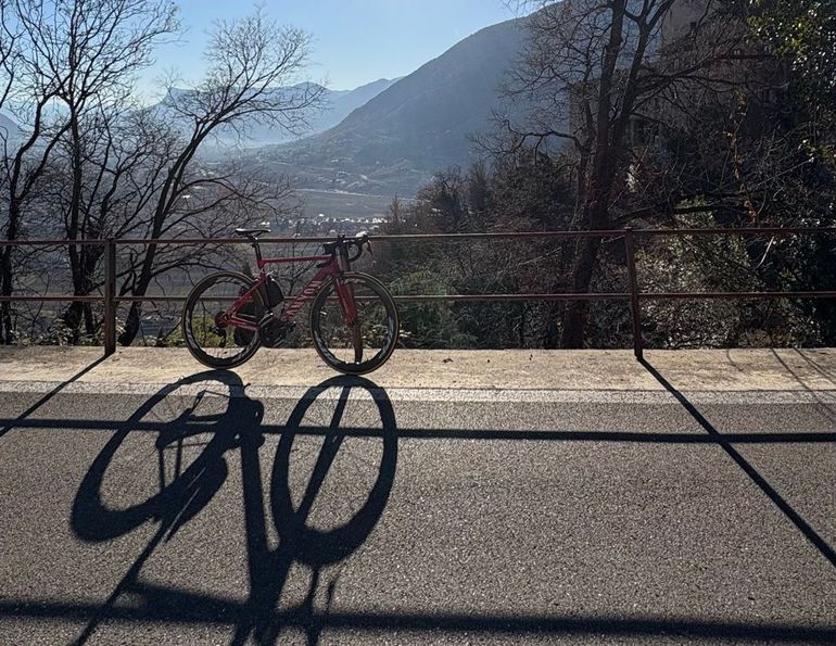 Used Canyon Aeroad CF SLX 8.0 2018 2018 Road & Gravel — image 4 of 4