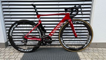 Gebrauchtes Canyon Aeroad SRAM Red eTap AXS 2018 Road & Gravel, Rot — Bild 1 von 22