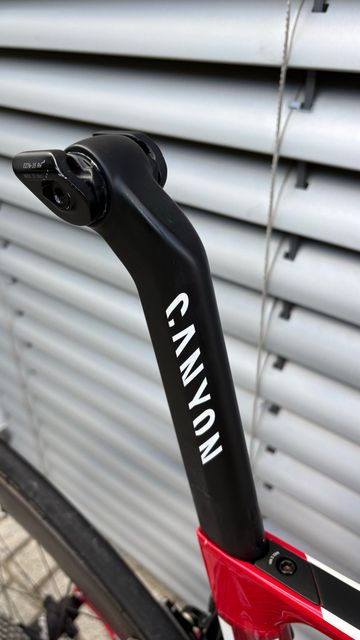 Gebrauchtes Canyon Aeroad SRAM Red eTap AXS 2018 Road & Gravel, Rot — Bild 10 von 22