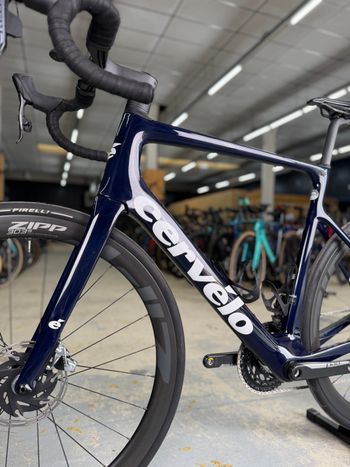Used Cervélo Caledonia-5 Red ETap Carbon 2021 Road & Gravel, Blue — image 20 of 27