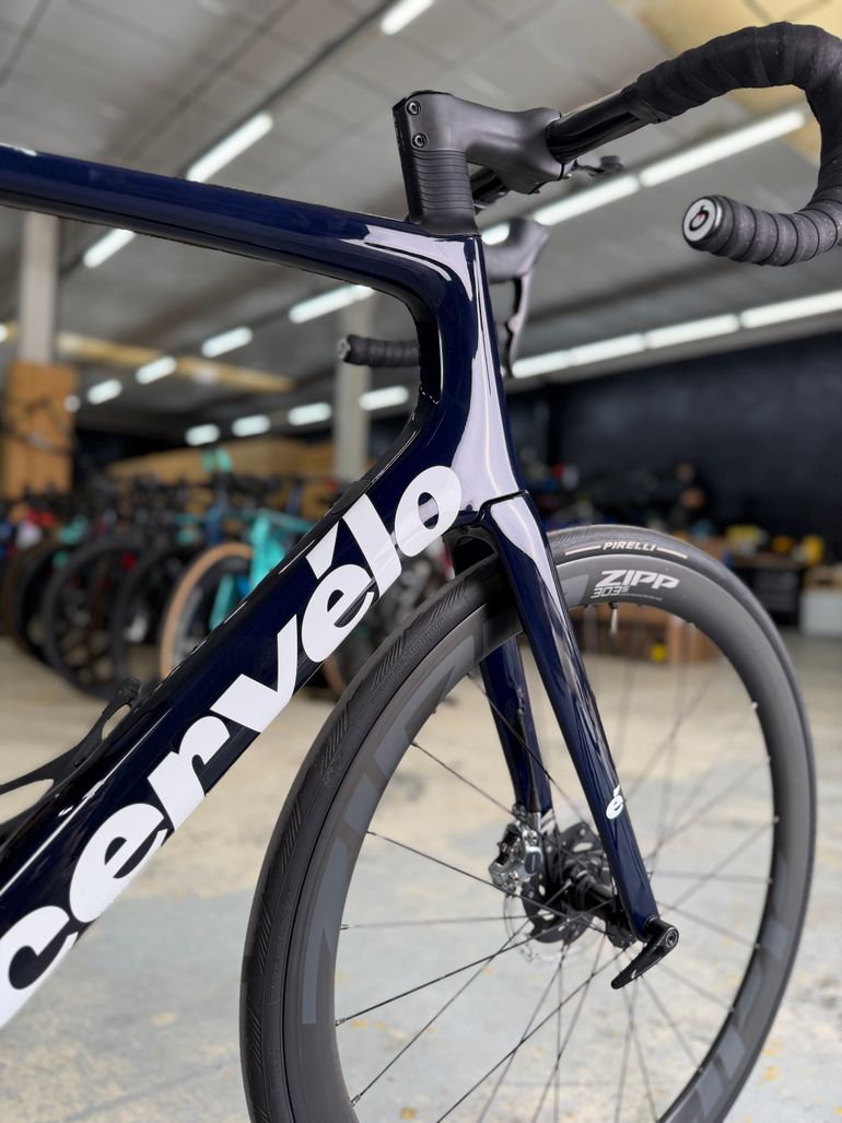 Used Cervélo Caledonia-5 Red ETap Carbon 2021 Road & Gravel, Blue — image 9 of 27