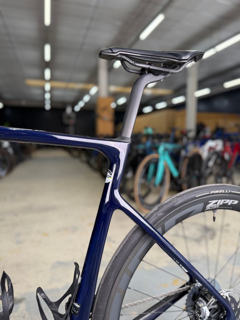 Used Cervélo Caledonia-5 Red ETap Carbon 2021 Road & Gravel, Blue — image 24 of 27