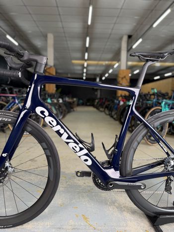 Used Cervélo Caledonia-5 Red ETap Carbon 2021 Road & Gravel, Blue — image 27 of 27