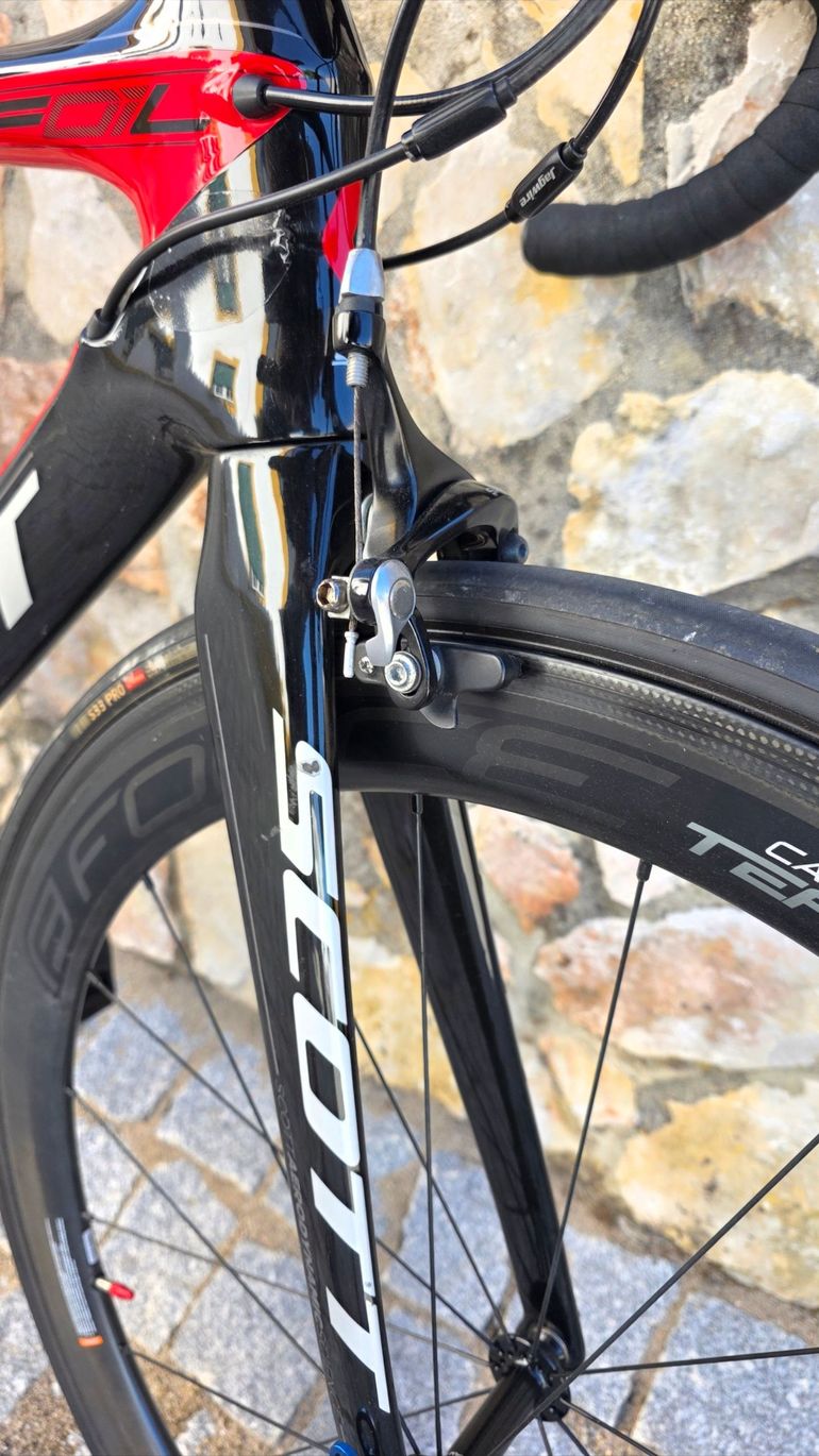 Used Scott Foil Shimano 105 2018 Road & Gravel — image 9 of 11
