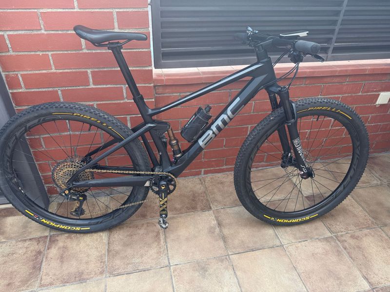 Gebrauchtes BMC FOURSTROKE 01 ONE 2019 2019 MTB