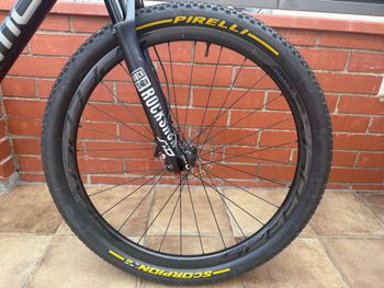 Used BMC FOURSTROKE 01 ONE 2019 2019 Mountainbike — image 2 of 5