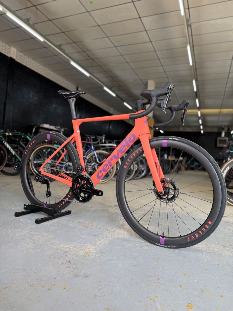Used Cervélo Soloist Dura Ace Di2  LTD Carbon 2025 Road & Gravel — image 2 of 24