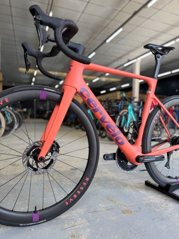 Used Cervélo Soloist Dura Ace Di2  LTD Carbon 2025 Road & Gravel — image 17 of 24