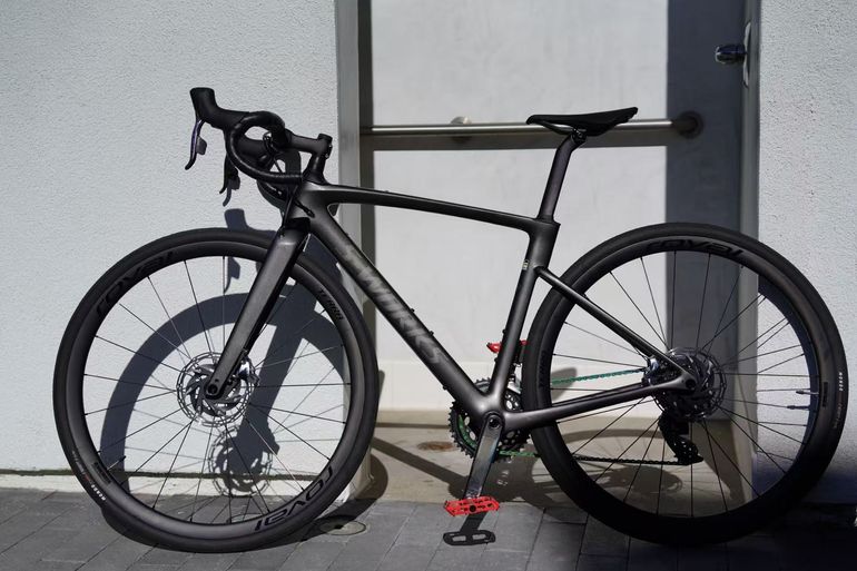 Used Specialized S-Works Roubaix SL8 2024 2024 Road & Gravel, Black — image 2 of 3