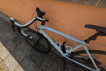 Used TRIBAN Rennrad Radtouren RC120 Scheibenbremsen hellgrau 2025 2025 Road & Gravel, Gris claro — image 4 of 7