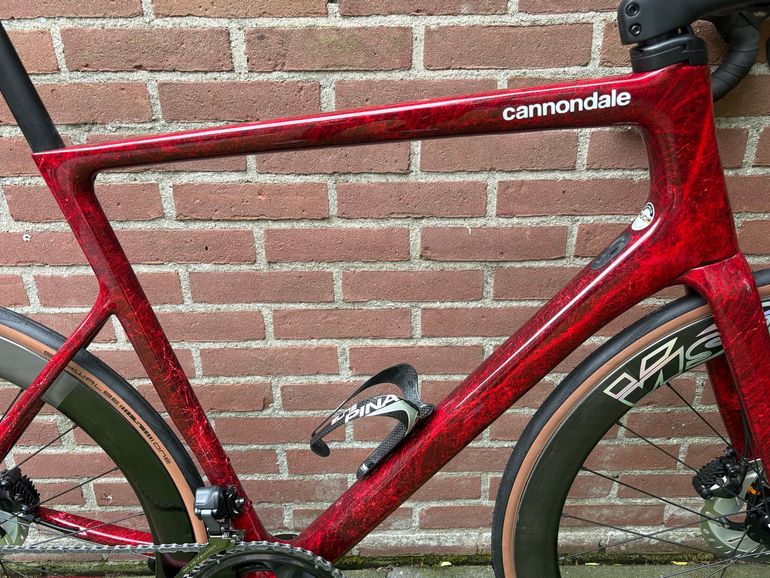 Used Cannondale SuperSix EVO Shimano Ultegra Di2 2025 Road & Gravel, Red — image 9 of 12