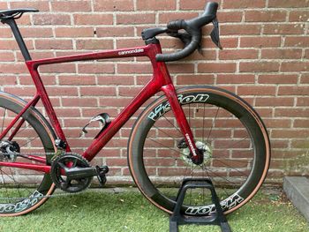 Used Cannondale SuperSix EVO Shimano Ultegra Di2 2025 Road & Gravel, Red — image 3 of 12