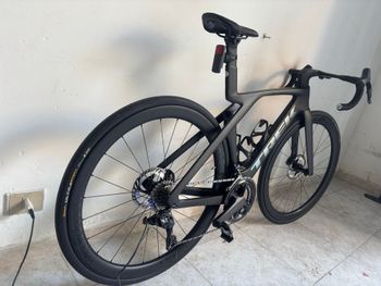 Used Trek Madone SLR 7 Gen 7 2023 2023 Road & Gravel — image 3 of 9