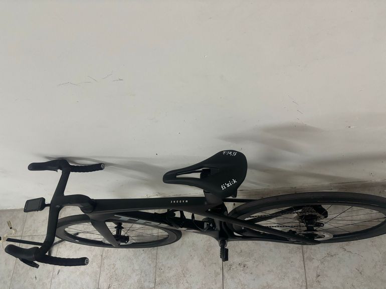 Used Trek Madone SLR 7 Gen 7 2023 2023 Road & Gravel — image 6 of 9