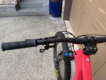 Used Yeti SB130 TLR T2 2022 2022 Mountainbike, Red, 29 — image 11 of 14