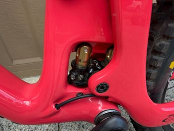 Used Yeti SB130 TLR T2 2022 2022 Mountainbike, Red, 29 — image 8 of 14
