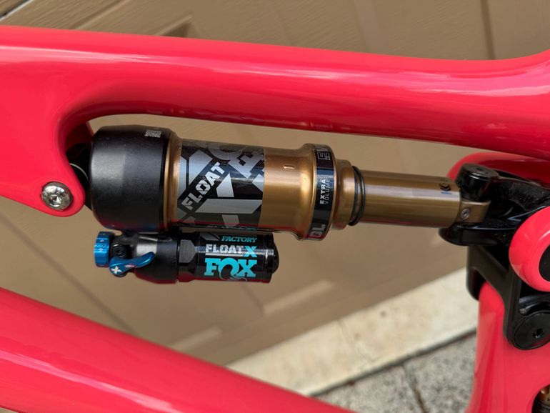 Used Yeti SB130 TLR T2 2022 2022 Mountainbike, Red, 29 — image 9 of 14