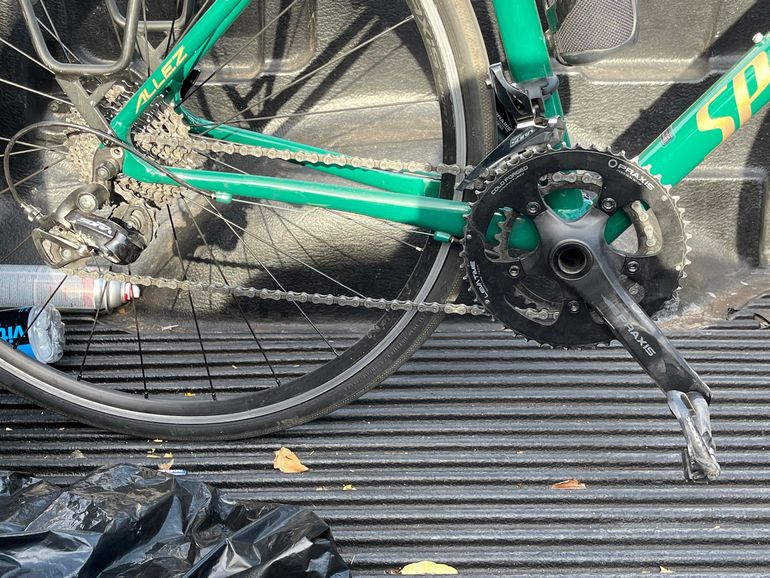 Used Specialized Allez Sport 2022 2022 Road & Gravel, Green — image 3 of 7
