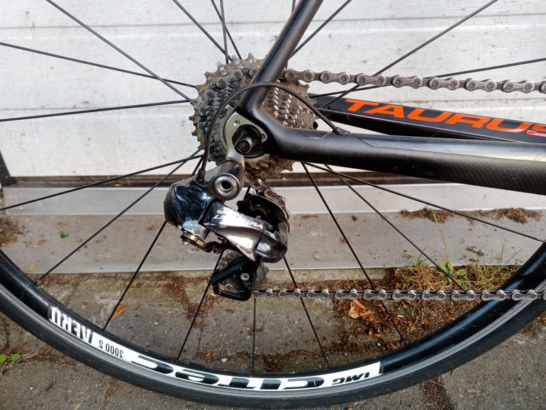 Used Thompson Thompson Taurus Flatbar Ultegra DI2 2015  7,5 Kg 2015 Road & Gravel, Black — image 6 of 12
