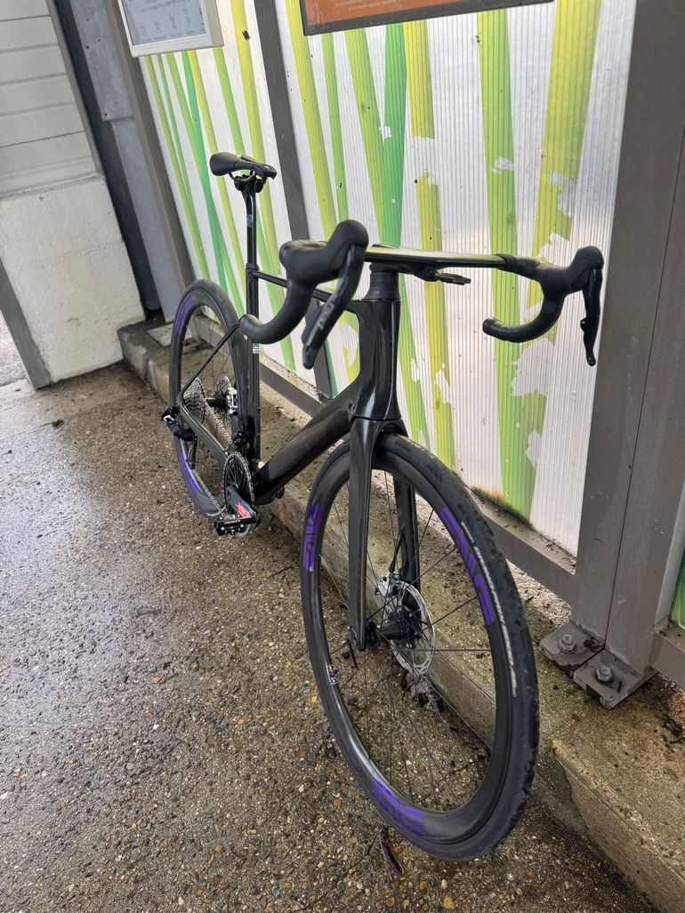 Used Factor Ostro SRAM Force 2025 Road & Gravel, Black — image 9 of 13