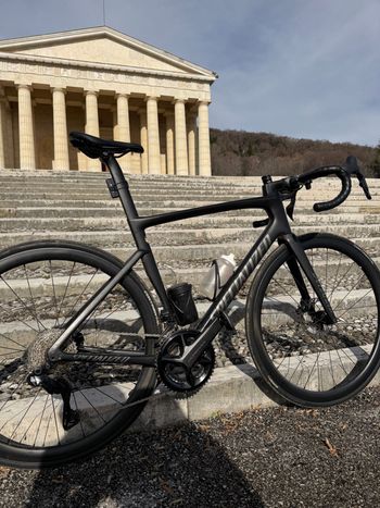 Used Specialized Tarmac SL7 Pro - Ultegra Di2 2021 2021 Road & Gravel — image 3 of 4