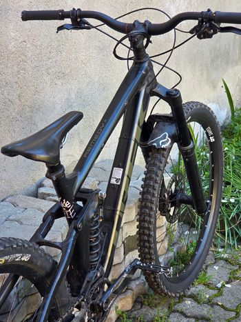 Used Trek Remedy 8 2019 Frameset 2019 Mountainbike, Black, 27.5 — image 3 of 4
