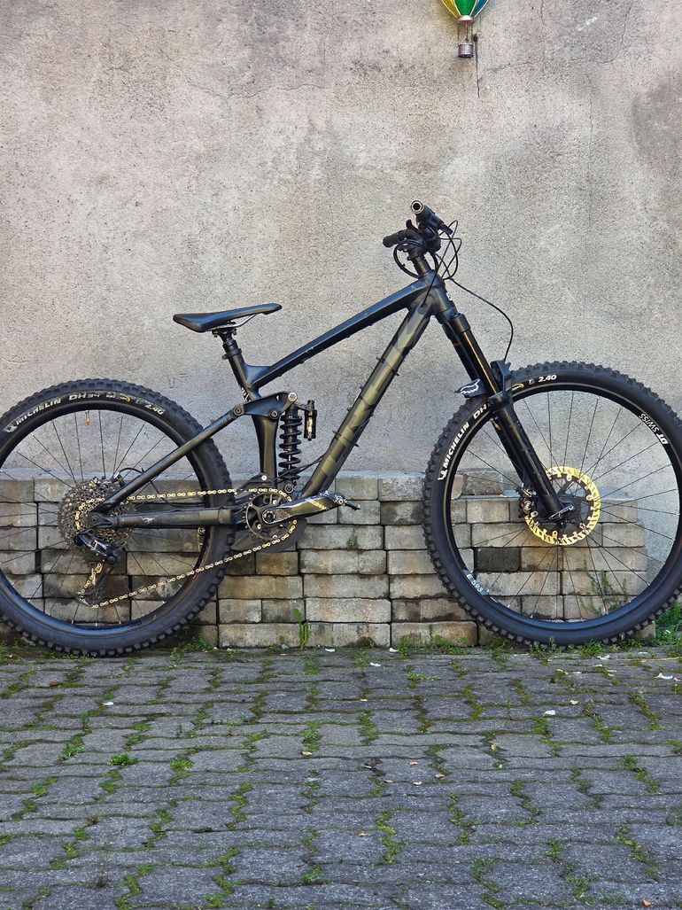 Used Trek Remedy 8 2019 Frameset 2019 Mountainbike, Black, 27.5 — image 4 of 4