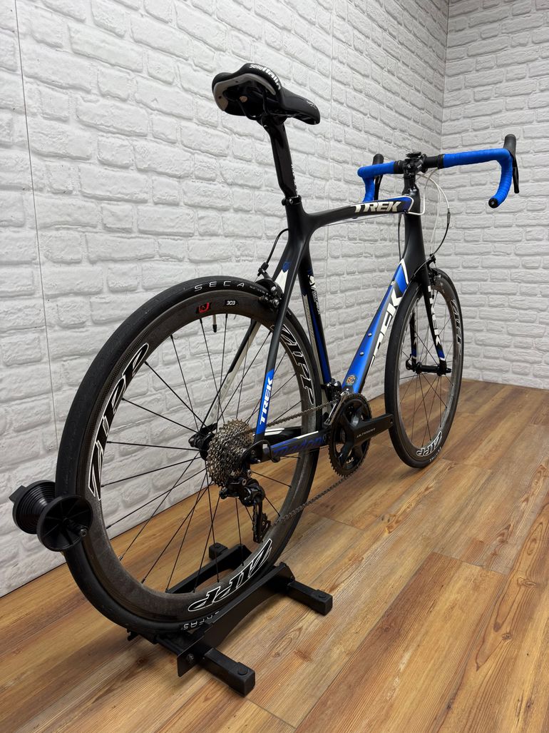 Used Trek Madone 4.5 2014 2014 Road & Gravel, Black — image 4 of 7