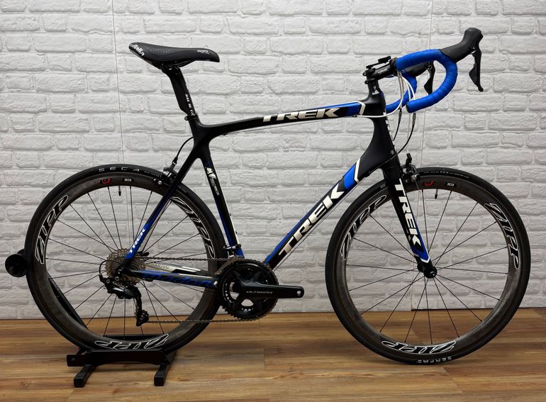 Used Trek Madone 4.5 2014 2014 Road & Gravel, Black — image 1 of 7