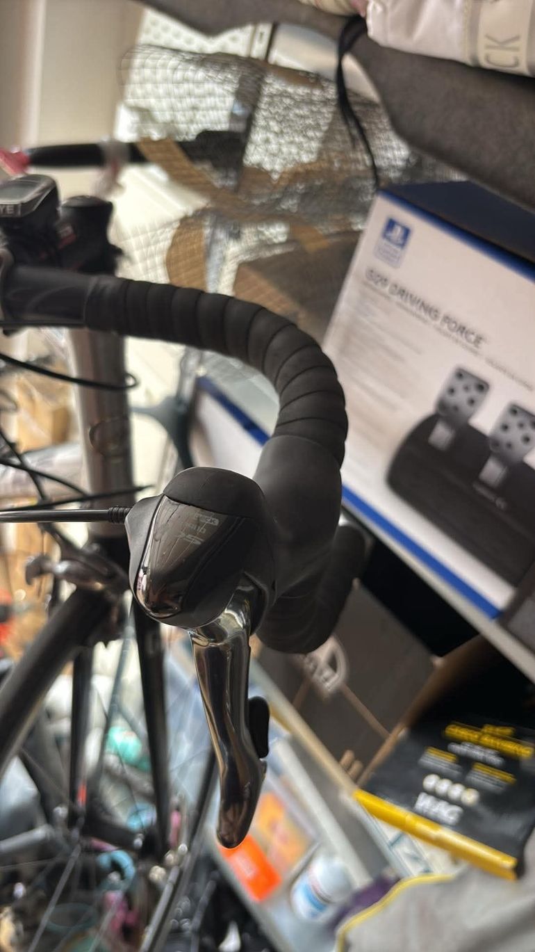 Used Giant Tcr Shimano 105 Di2 2013 Road & Gravel, Grigio chiaro — image 6 of 15